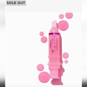 ♡♡♡ BEAUTY CREATIONS Plump & Pout Lip Plumping Booster Gloss